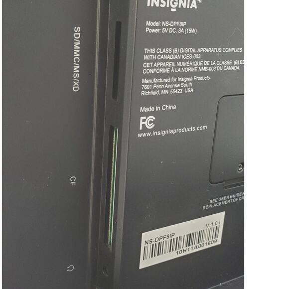 Insignia 8” Digital Picture Frame Model NS-DPF81P 800 x 600 2GB Memory W/Remote - Picture 5 of 10